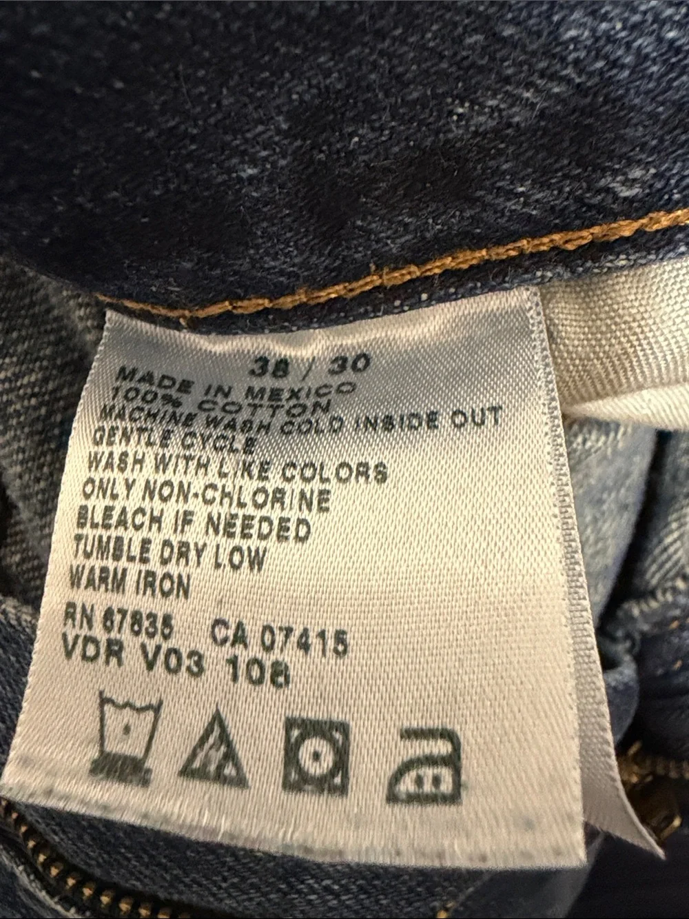 Nautica Men's Blue Washed Jeans